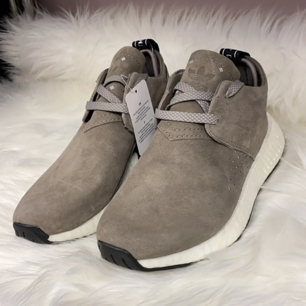 🆕⭐️Adidas⭐️ Limited Edition Reflective Ultra Soft ‘Pig Skin’ Suede NMDs, NWT!!